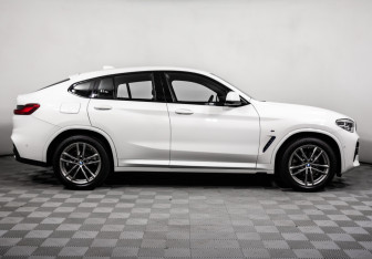 Подержанный автомобиль BMW X4 2019 года (4 фото)