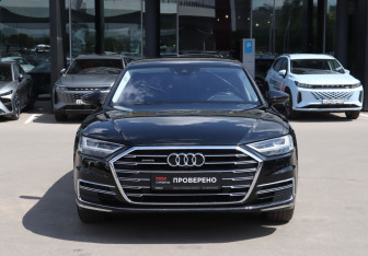 Подержанный автомобиль Audi A8 2019 года (2 фото)