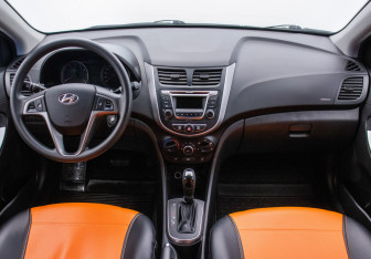 Подержанный автомобиль Hyundai Solaris Sedan 2015 года (13 фото)