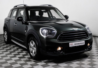 Подержанный автомобиль MINI Countryman 2019 года (3 фото)