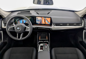 Новый BMW X1 2025 (10 фото)