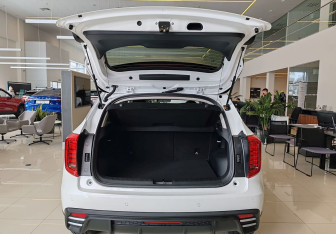 Новый Haval Jolion 2025 (8 фото)