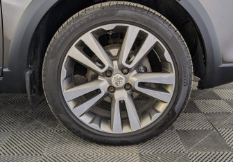 Подержанный автомобиль LADA (ВАЗ) Vesta Wagon 2019 года (12 фото)