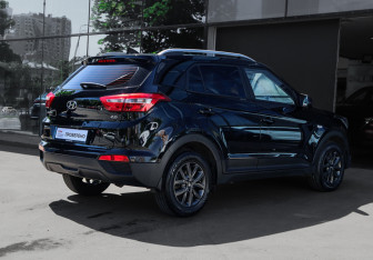 Подержанный автомобиль Hyundai Creta 2021 года (4 фото)