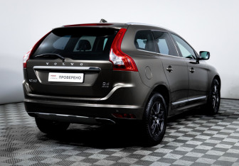 Подержанный автомобиль Volvo XC60 2015 года (5 фото)