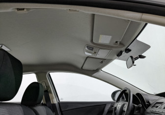Подержанный автомобиль Mazda 3 Sedan 2012 года (23 фото)