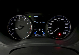 Подержанный автомобиль Mitsubishi Outlander 2016 года (26 фото)