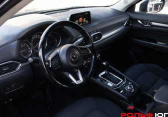 Подержанный автомобиль Mazda CX-5 2017 года (10 фото)
