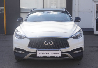 Подержанный автомобиль Infiniti QX30 2017 года (2 фото)