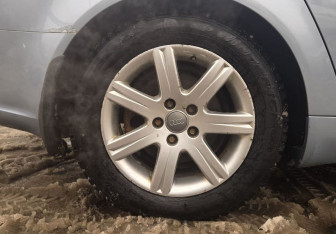 Подержанный автомобиль Audi A4 Sedan 2006 года (13 фото)