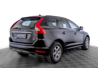 Подержанный автомобиль Volvo XC60 2015 года (5 фото)