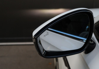 Подержанный автомобиль Chery Arrizo 8 2023 года (14 фото)