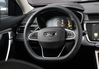 Подержанный автомобиль Belgee X70 2025 года (13 фото)