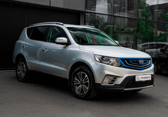 Подержанный автомобиль Geely Emgrand X7 2019 года (3 фото)
