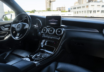 Подержанный автомобиль Mercedes-Benz GLC Coupe 2016 года (12 фото)