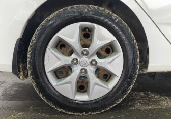 Подержанный автомобиль Hyundai Solaris Sedan 2014 года (17 фото)