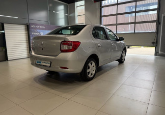 Подержанный автомобиль Renault Logan Sedan 2014 года (4 фото)