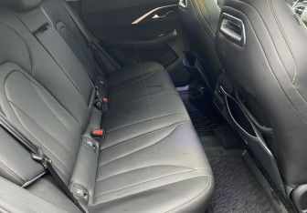 Подержанный автомобиль Omoda C5 2023 года (11 фото)