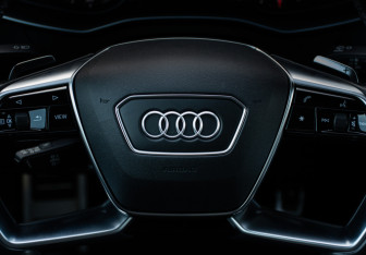 Подержанный автомобиль Audi A6 Sedan 2020 года (20 фото)