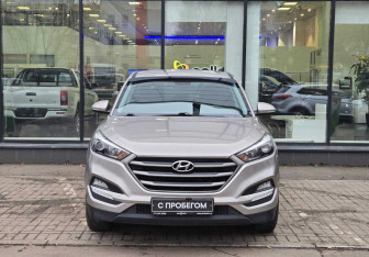 Подержанный автомобиль Hyundai Tucson 2017 года (2 фото)