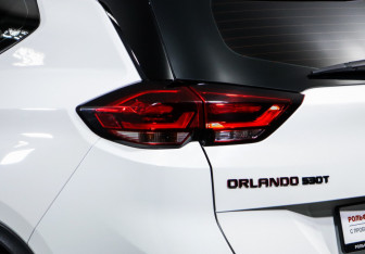 Подержанный автомобиль Chevrolet Orlando 2022 года (17 фото)