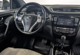 Подержанный автомобиль Nissan Qashqai 2016 года (29 фото)
