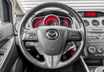 Подержанный автомобиль Mazda CX-7 2010 года (23 фото)