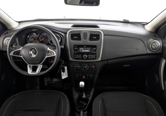 Подержанный автомобиль Renault Logan Sedan 2022 года (14 фото)