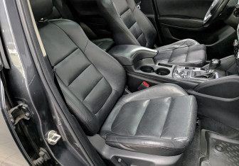 Подержанный автомобиль Mazda CX-5 2017 года (24 фото)