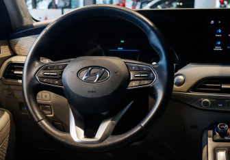 Подержанный автомобиль Hyundai Palisade 2021 года (28 фото)