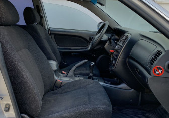 Подержанный автомобиль Hyundai Sonata 2007 года (18 фото)