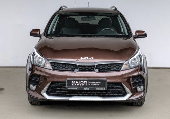Подержанный автомобиль Kia Rio Hatchback 2022 года (2 фото)