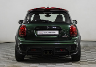 Подержанный автомобиль MINI Hatch 2018 года (6 фото)