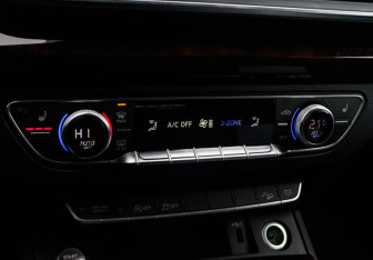 Подержанный автомобиль Audi Q5 2018 года (17 фото)