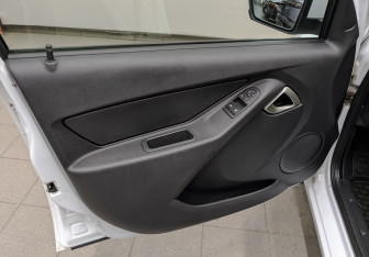 Подержанный автомобиль LADA (ВАЗ) Granta Sedan 2022 года (19 фото)