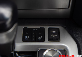 Подержанный автомобиль Toyota Land Cruiser Suv 2021 года (24 фото)