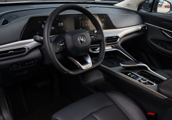 Подержанный автомобиль Changan UNI-T 2024 года (12 фото)