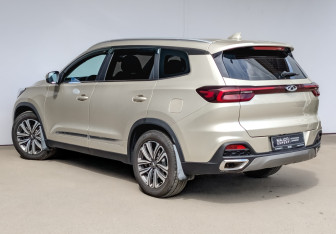 Подержанный автомобиль Chery Tiggo 8 2020 года (6 фото)