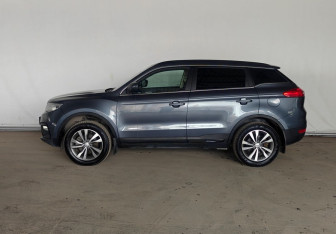 Подержанный автомобиль Geely Atlas 2021 года (4 фото)