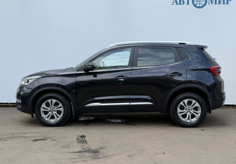 Подержанный автомобиль Chery Tiggo 4 2021 года (8 фото)