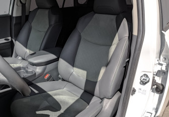 Новый Toyota RAV4 2025 (20 фото)