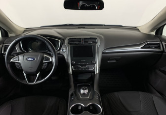 Подержанный автомобиль Ford Mondeo Wagon 2019 года (9 фото)