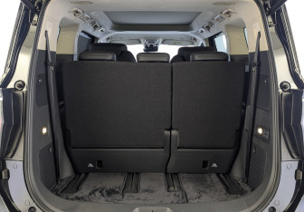 Новый Hongqi HQ9 2025 (8 фото)