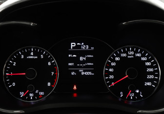 Подержанный автомобиль Kia Cerato Sedan 2019 года (11 фото)