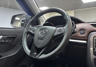 Подержанный автомобиль JAC T6 2022 года (25 фото)