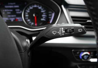 Подержанный автомобиль Audi Q5 2020 года (18 фото)
