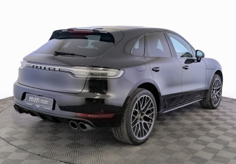 Подержанный автомобиль Porsche Macan 2021 года (5 фото)