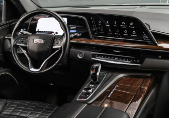 Подержанный автомобиль Cadillac Escalade Suv 2021 года (33 фото)