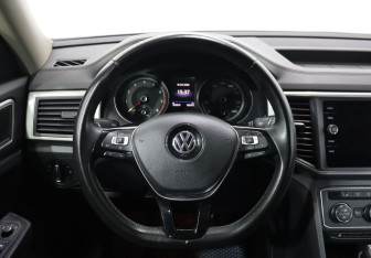 Подержанный автомобиль Volkswagen Teramont 2019 года (15 фото)