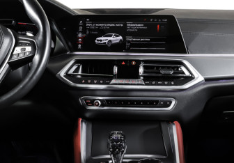 Подержанный автомобиль BMW X6 2019 года (13 фото)